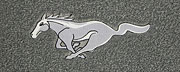 829002 Mustang Pony (Slvr App) FORD LOGO