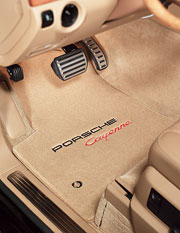 Cayenne Drvr 545 Sand フロアマット サンプル